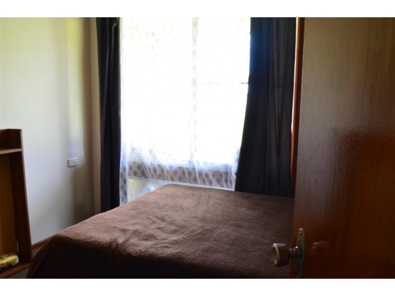 24 Broughton Street, Tumut NSW 2720