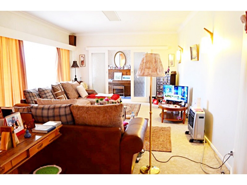 2 Frankol Avenue, Tumut NSW 2720