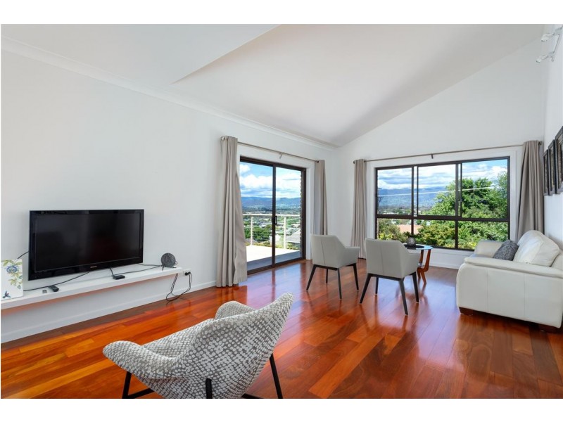 41 Howick Street, Tumut NSW 2720