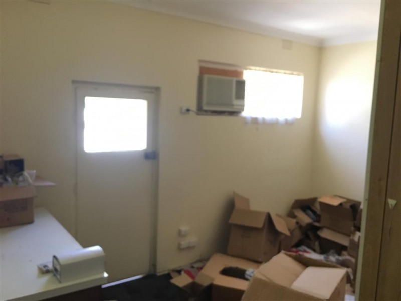 60 Wynyard Street, Tumut NSW 2720