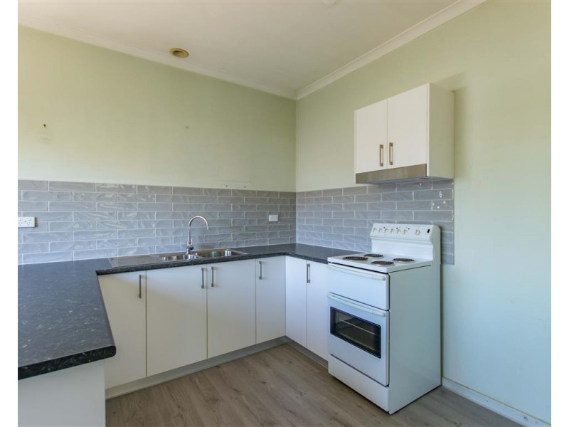 34 Howick Street, Tumut NSW 2720