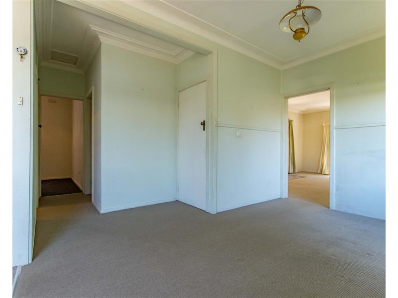 34 Howick Street, Tumut NSW 2720