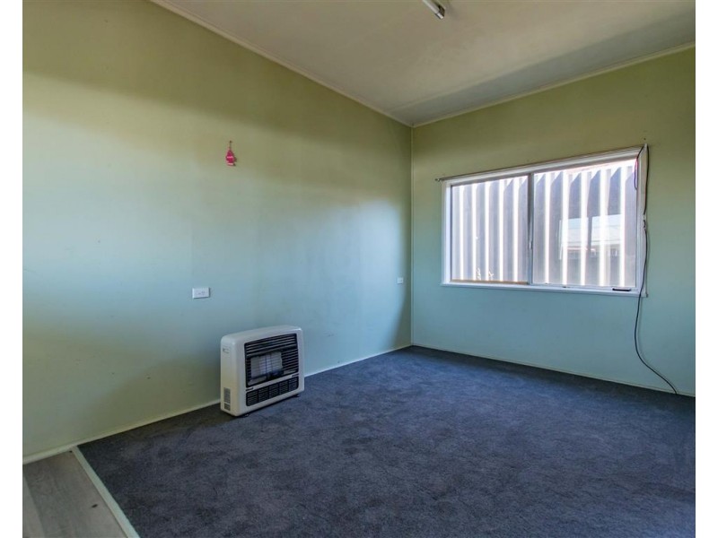 34 Howick Street, Tumut NSW 2720