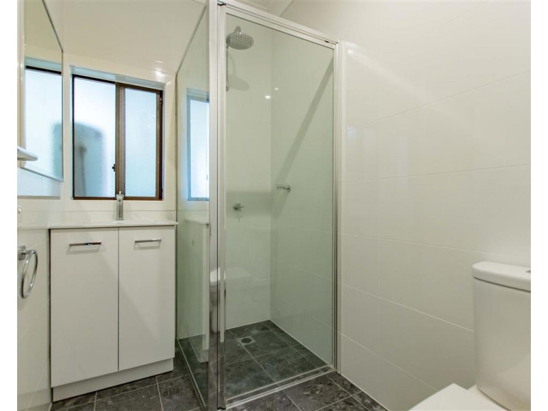 34 Howick Street, Tumut NSW 2720