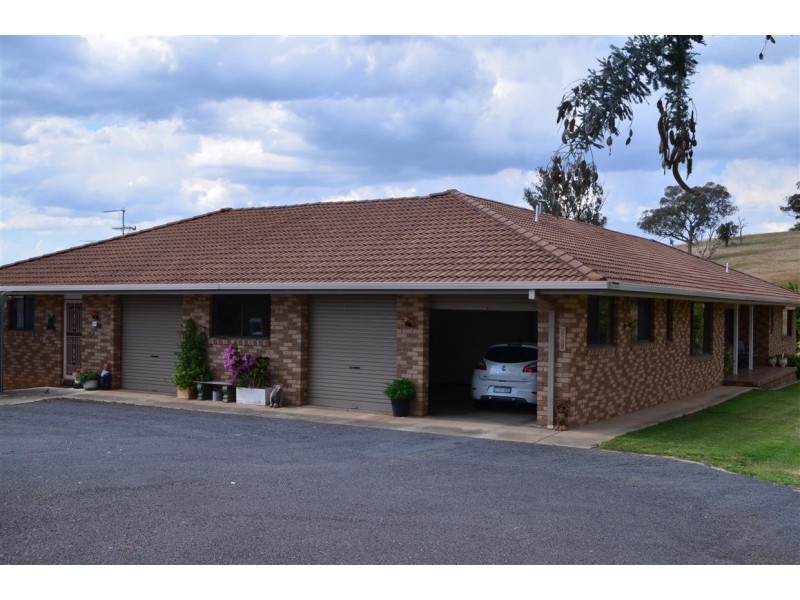 86 Cloverdale Road, Tumut NSW 2720
