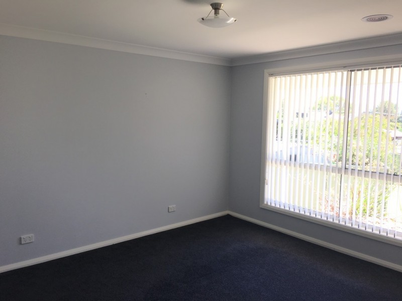 84 Richmond Street, Tumut NSW 2720