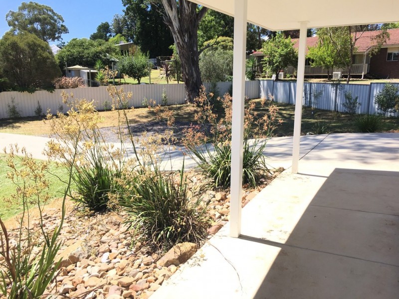 84 Richmond Street, Tumut NSW 2720