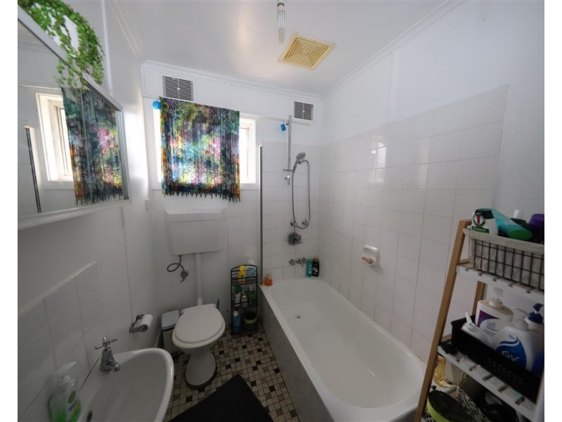 24 Dalhunty Street, Tumut NSW 2720