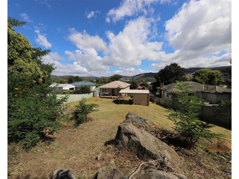 24 Dalhunty Street, Tumut NSW 2720