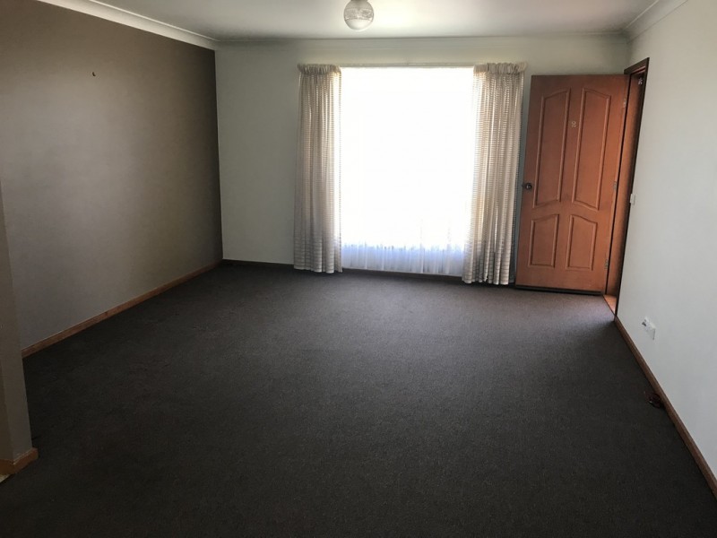 2/16 Russell Street, Tumut NSW 2720