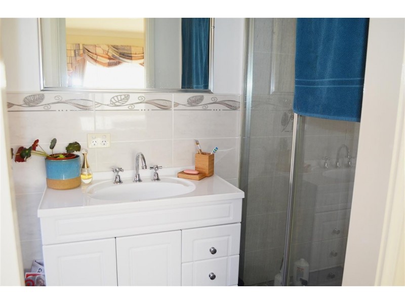 25 Harris Street, Tumut NSW 2720