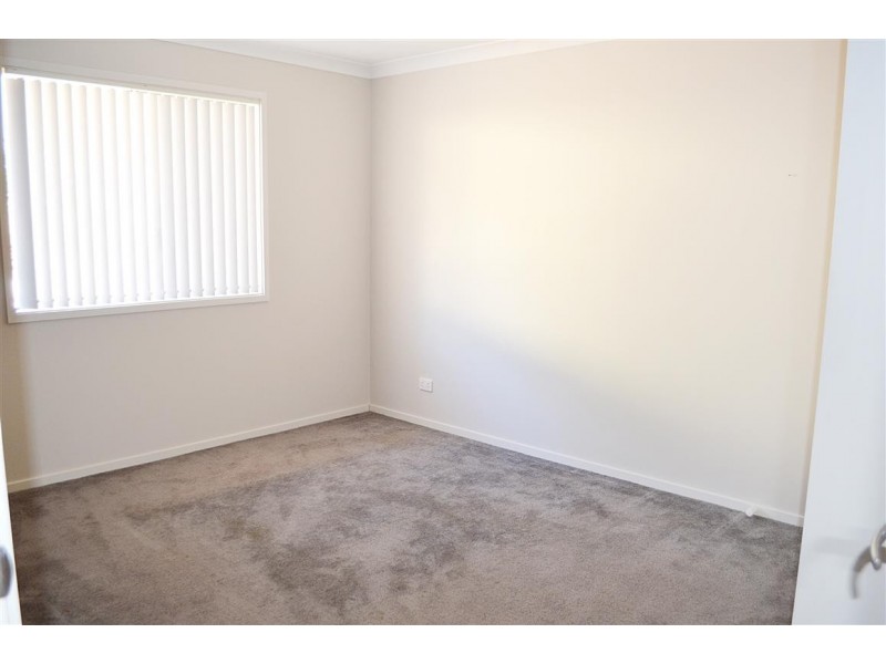 10 Green Street, Tumut NSW 2720