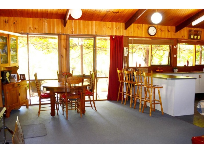 5 Lowthers Lane, Tumut NSW 2720