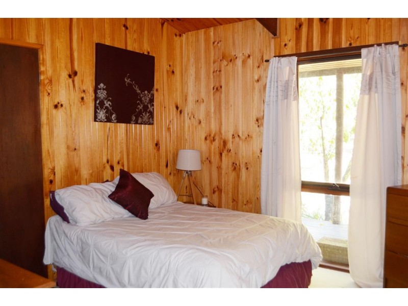 5 Lowthers Lane, Tumut NSW 2720