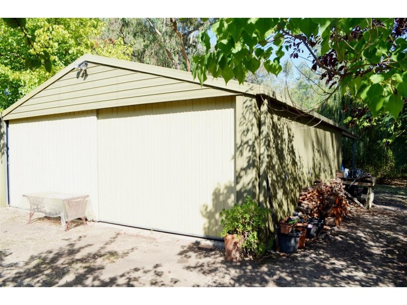 5 Lowthers Lane, Tumut NSW 2720