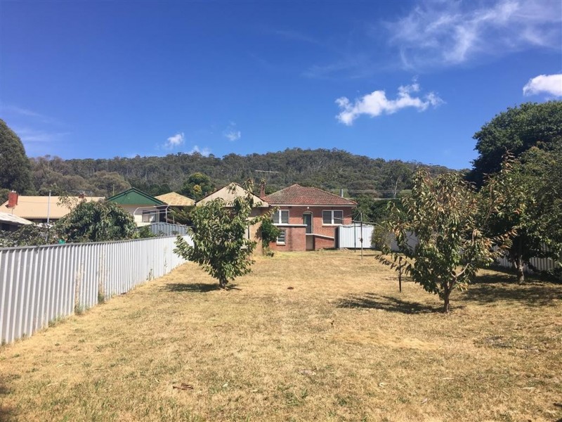 19 Nellis Street, Batlow NSW 2730