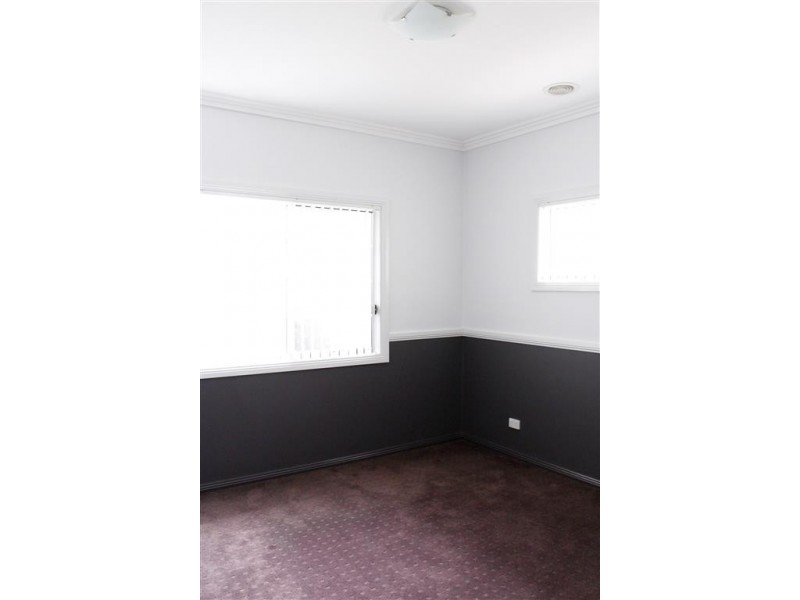 13 River Street, Tumut NSW 2720