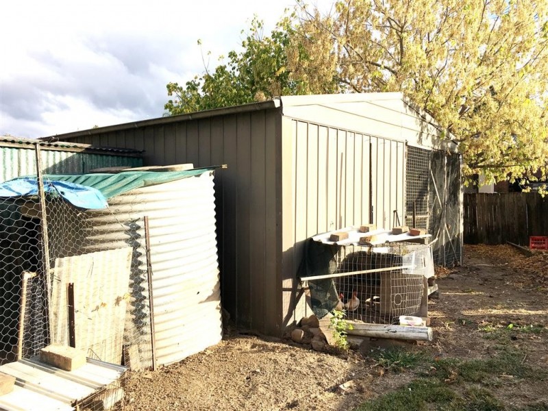 187 Capper Street, Tumut NSW 2720