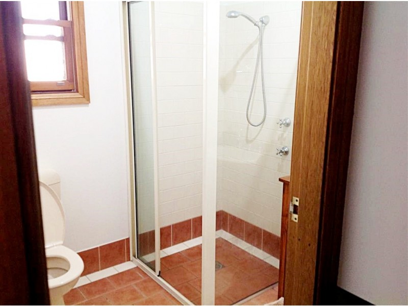 16 Bundara Crescent, Tumut NSW 2720