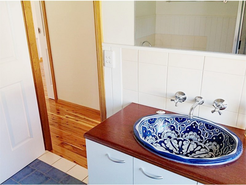 16 Bundara Crescent, Tumut NSW 2720