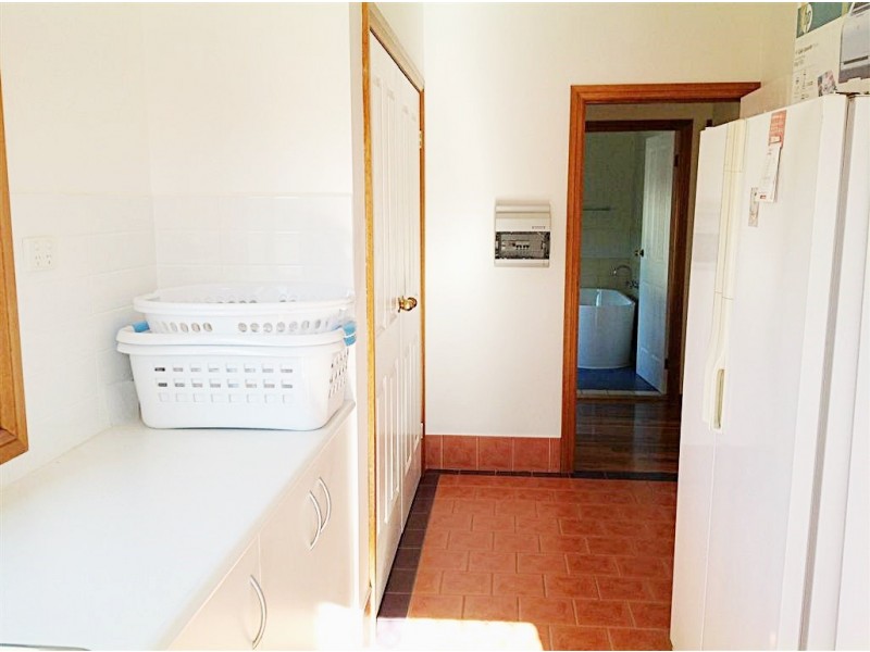 16 Bundara Crescent, Tumut NSW 2720