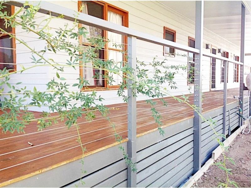 16 Bundara Crescent, Tumut NSW 2720