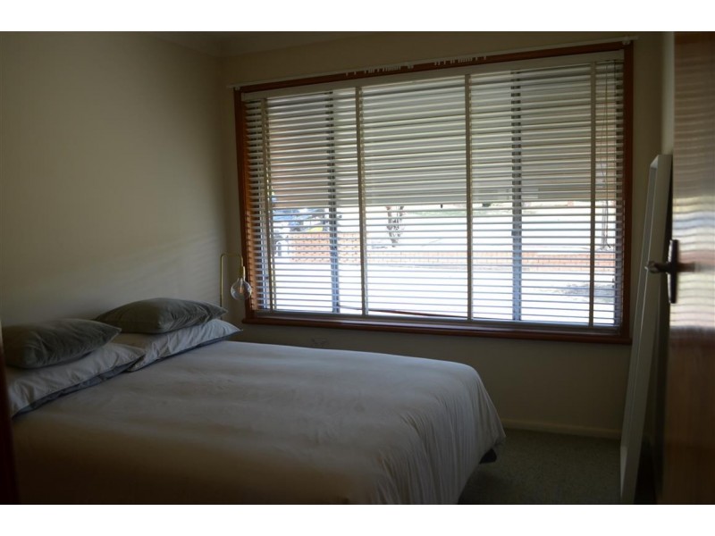 96 Simpson Street, Tumut NSW 2720