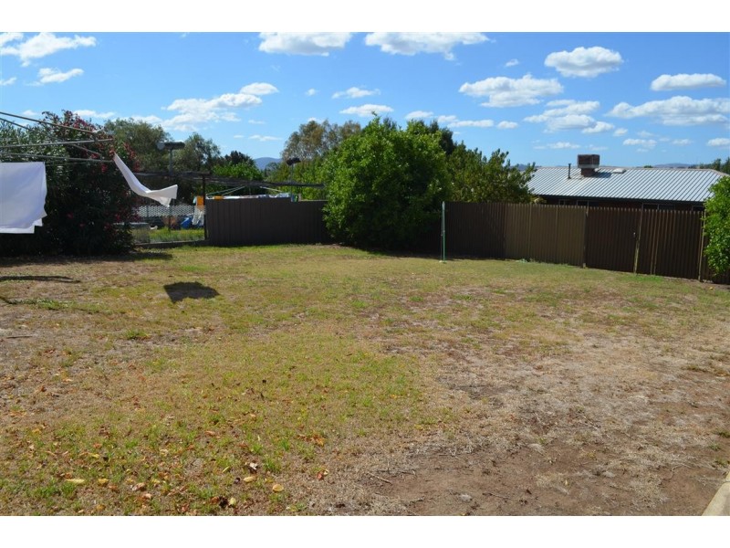 96 Simpson Street, Tumut NSW 2720