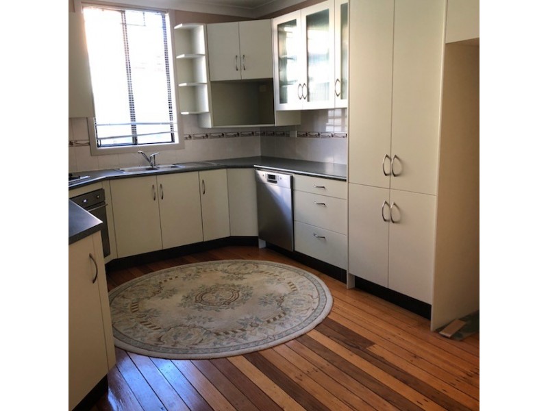 58 Sydney Street, Tumut NSW 2720