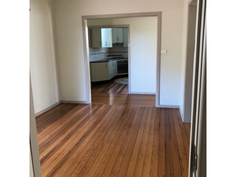 58 Sydney Street, Tumut NSW 2720