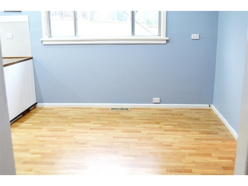 28 Howick Street, Tumut NSW 2720