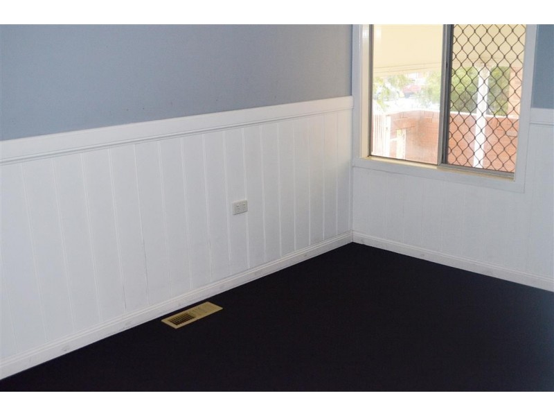 28 Howick Street, Tumut NSW 2720