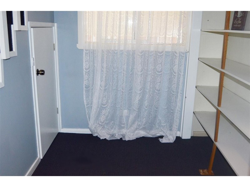 28 Howick Street, Tumut NSW 2720