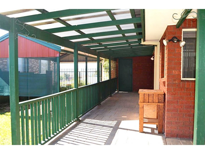 23 Hassett Street, Tumut NSW 2720