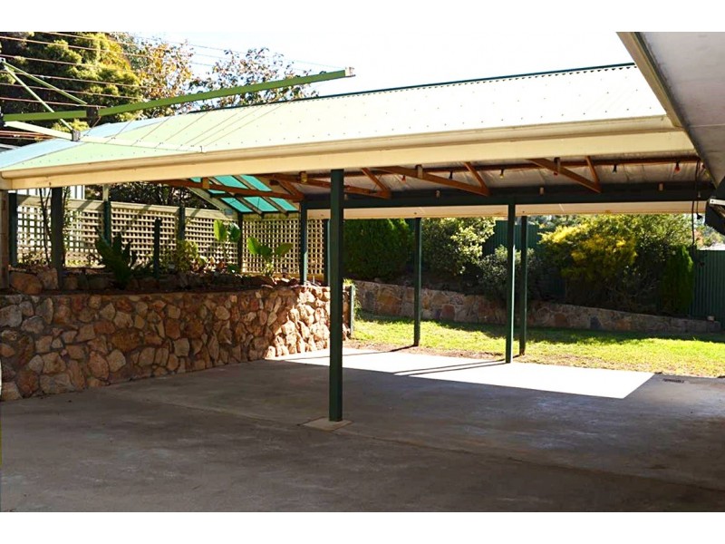 23 Hassett Street, Tumut NSW 2720