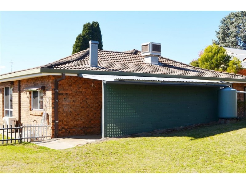 3/101 Capper Street, Tumut NSW 2720