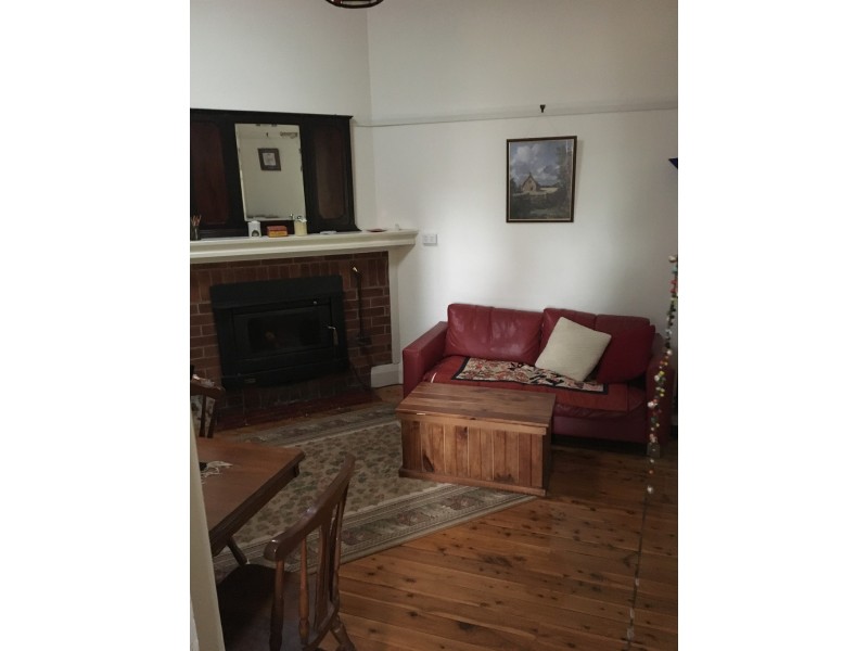 85 Lambie Street, Tumut NSW 2720