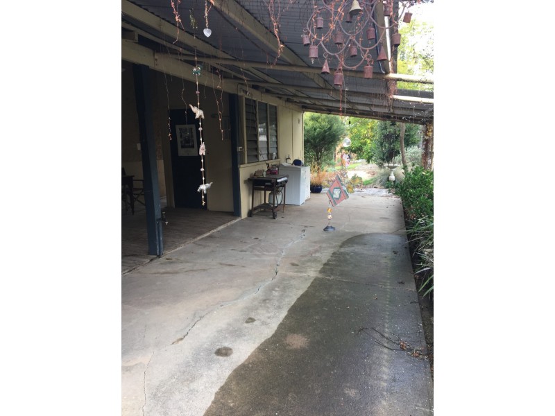 85 Lambie Street, Tumut NSW 2720