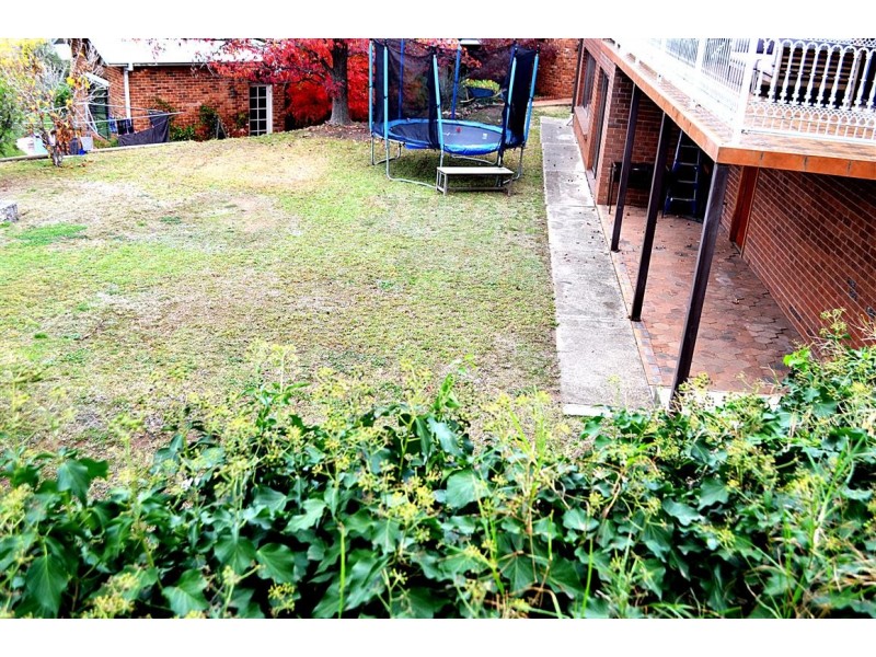 66 Carey Street, Tumut NSW 2720