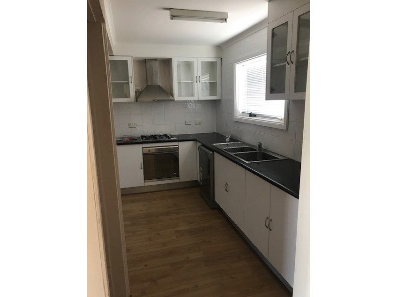 115 Broughton Street, Tumut NSW 2720