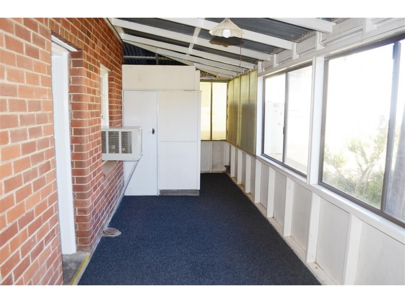 27 Capper Street, Tumut NSW 2720