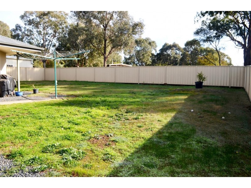 5 Harris Street, Tumut NSW 2720