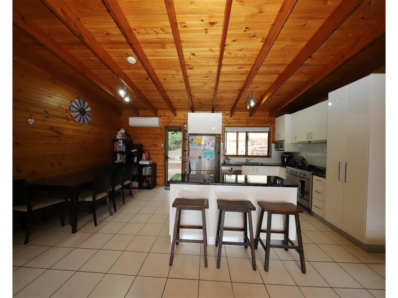 1 Snubba Crescent, Tumut NSW 2720