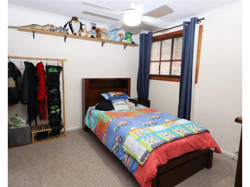1 Snubba Crescent, Tumut NSW 2720