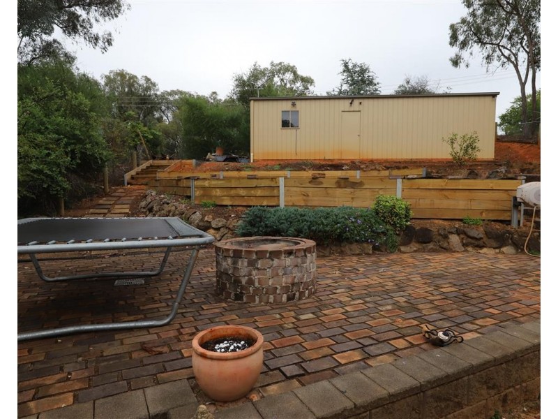 1 Snubba Crescent, Tumut NSW 2720