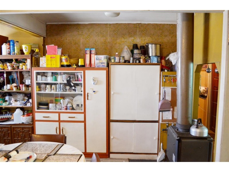 8-10 Bleak Street, Adelong NSW 2729