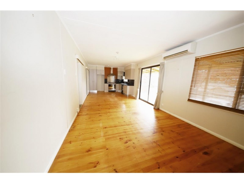 2 Nellis Street, Batlow NSW 2730