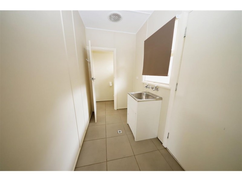 2 Nellis Street, Batlow NSW 2730