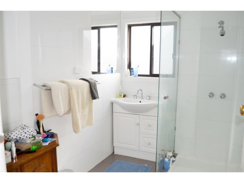 49 Cromwell Street, Adelong NSW 2729