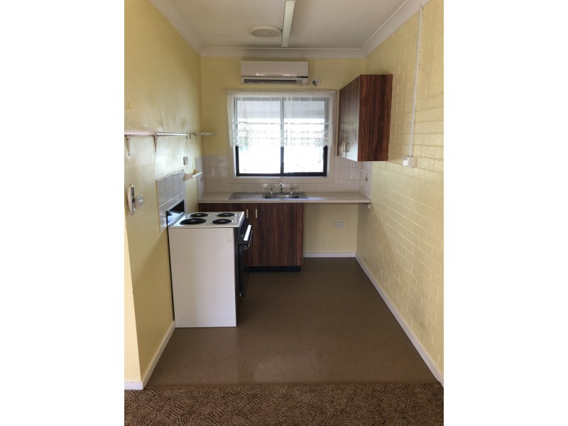 18/9-13 Russell Street, Tumut NSW 2720